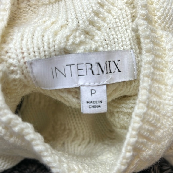 Intermix Deja Mock Neck Knit Fringe Sweater Size P/XS - Picture 7 of 9